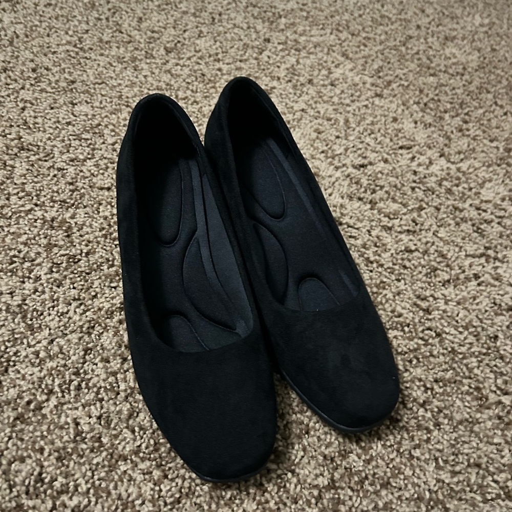 Elegant Black Women's Shoes